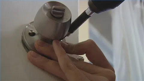 Lock Safe Services San Antonio, TX 210-780-7311 - change-locks-service